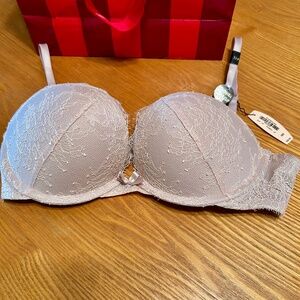 Victoria’s Secret Lace Bombshell Bra Sz 36B NWT